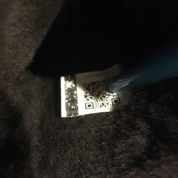 Ugg Wrangell Mens Boot - Picture 5 of 8